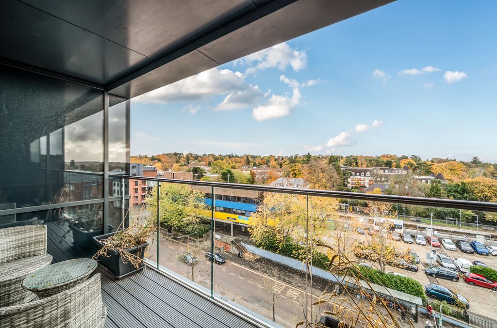 Property photo 1 of 23 1375139-12-6908d6...