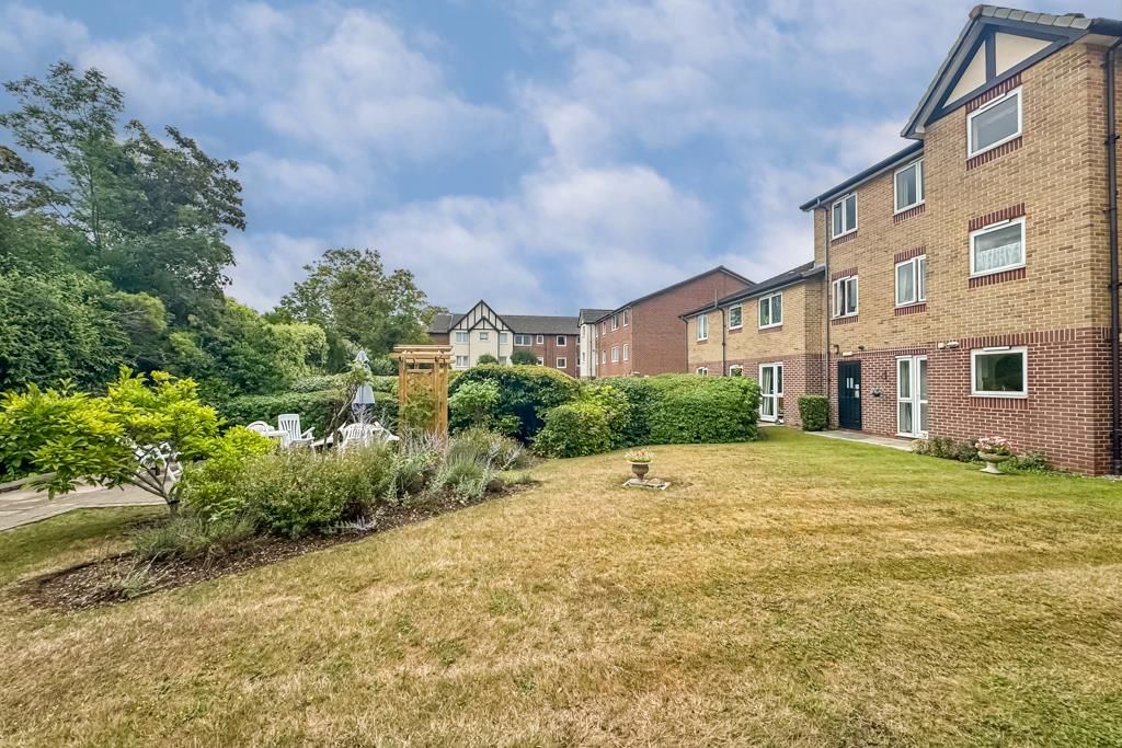 Property photo 1 of 14 Garden