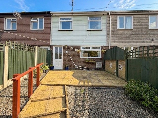 Property photo 1 of 12