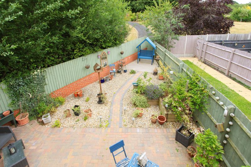 Property photo 2 of 15 Photo 11