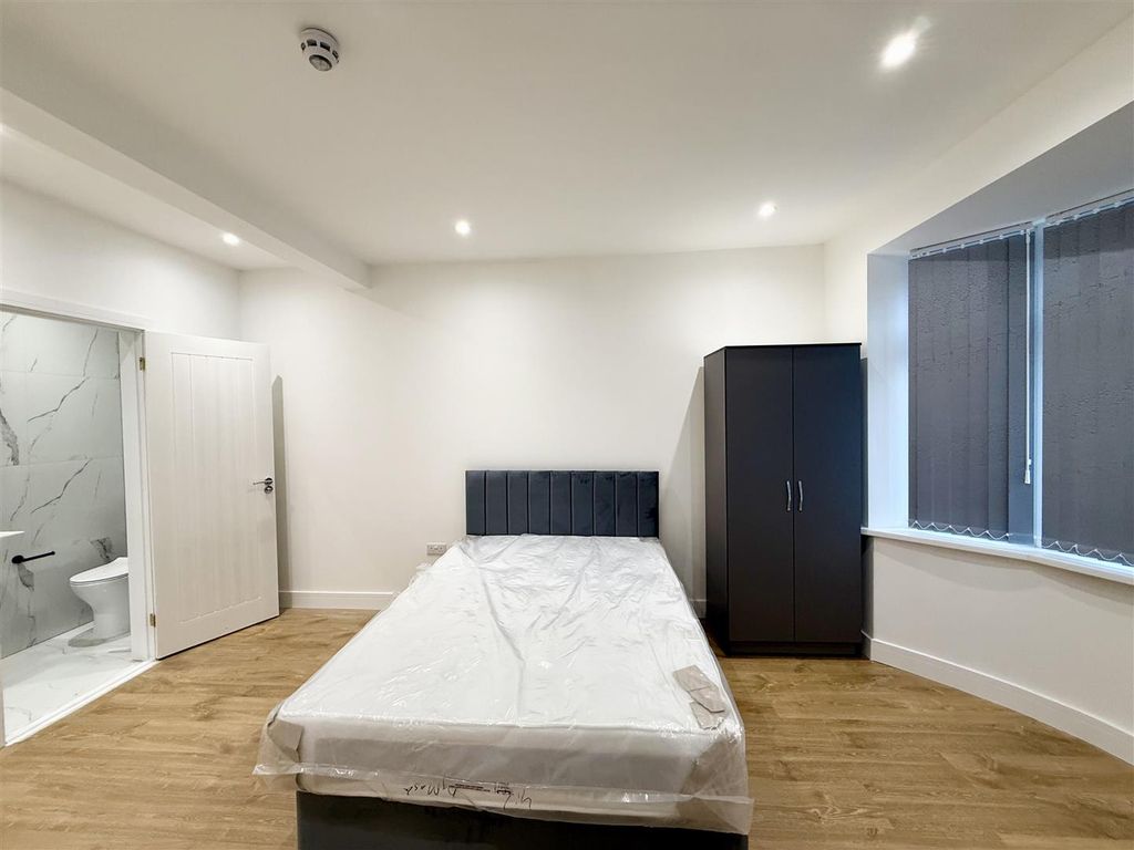 Property photo 3 of 9 Img_2260.Jpeg