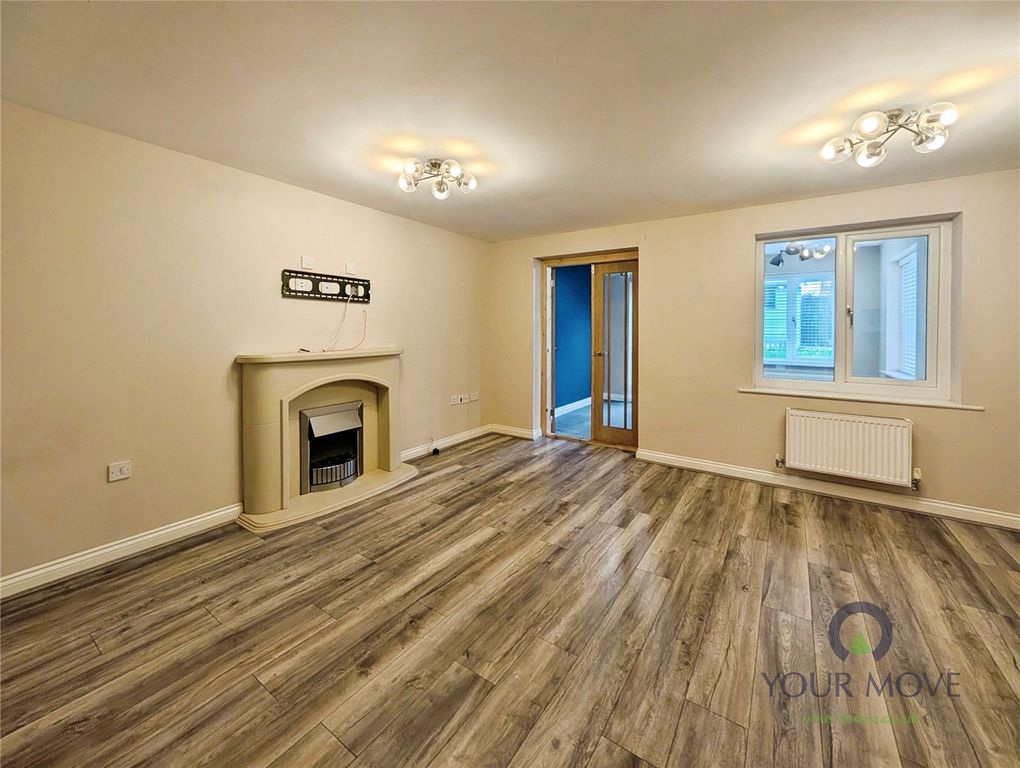 Property photo 2 of 15 Lounge