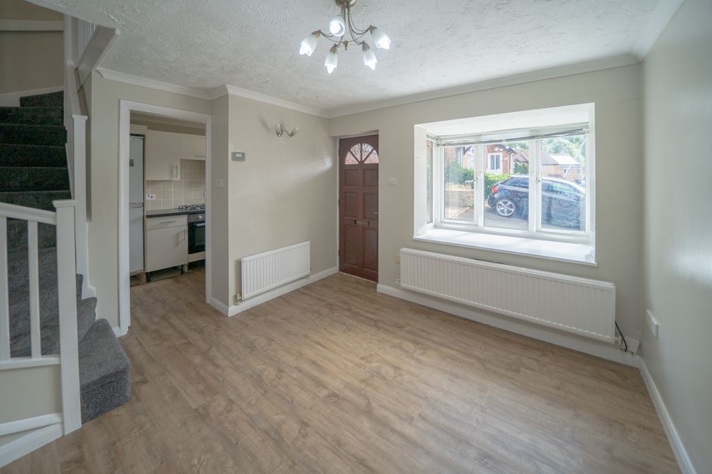 Property photo 2 of 9 Dsc00491-Hdr