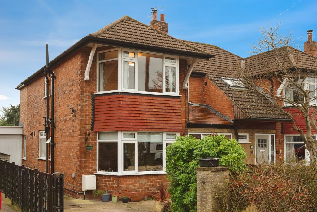 Property photo 1 of 21