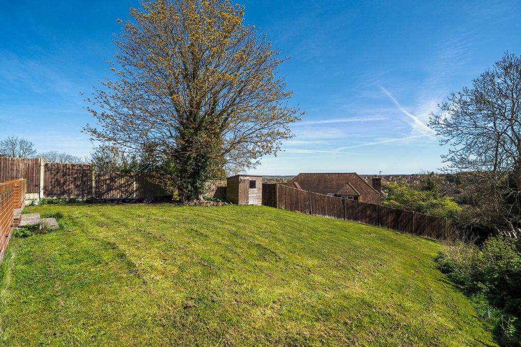 Property photo 2 of 22