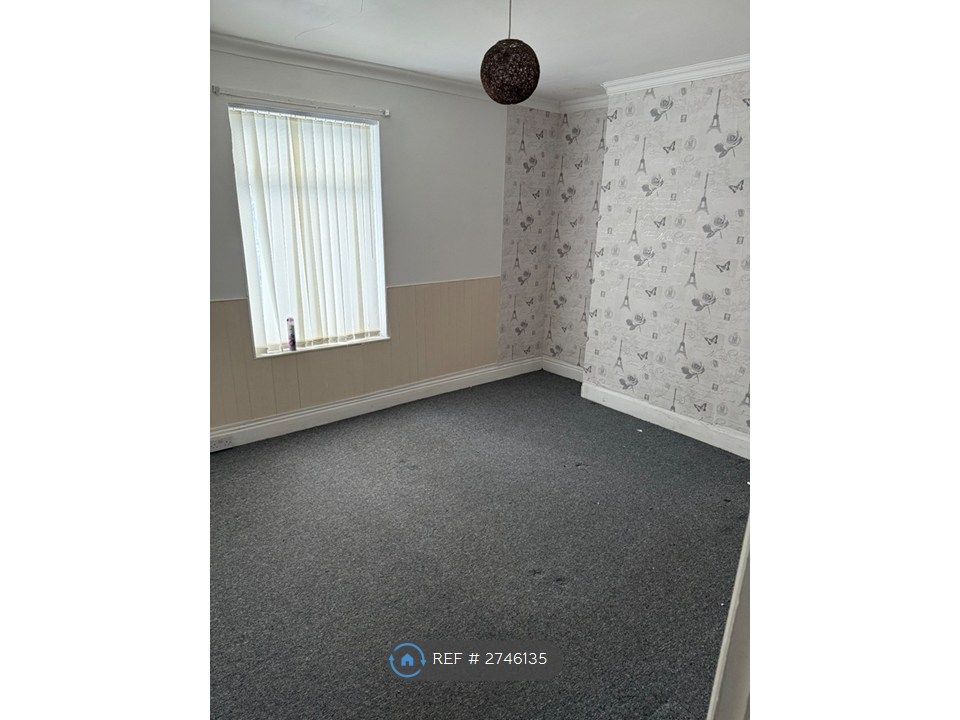 Property photo 2 of 3