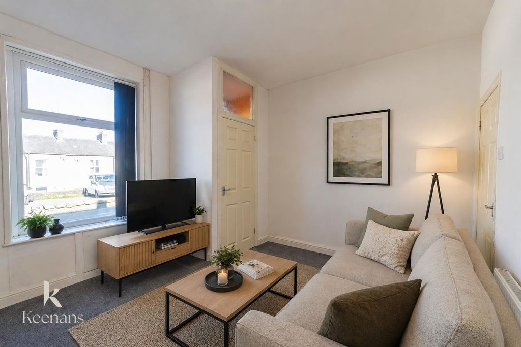 Property photo 1 of 21 Parkinson St (2).Png