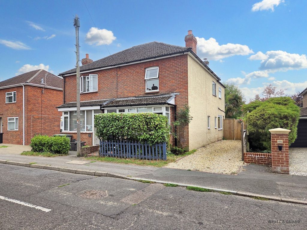Property photo 1 of 17