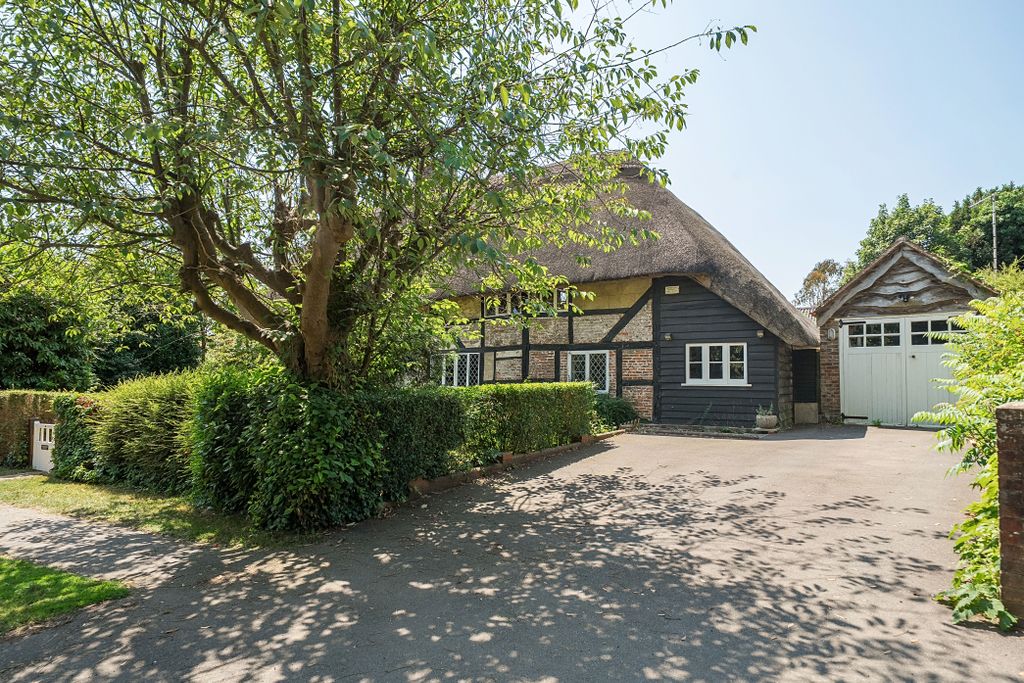 Property photo 1 of 21