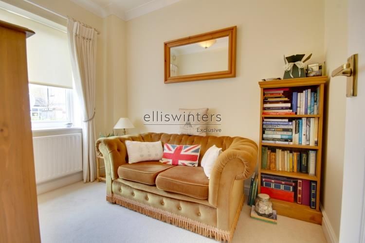 Property photo 2 of 29