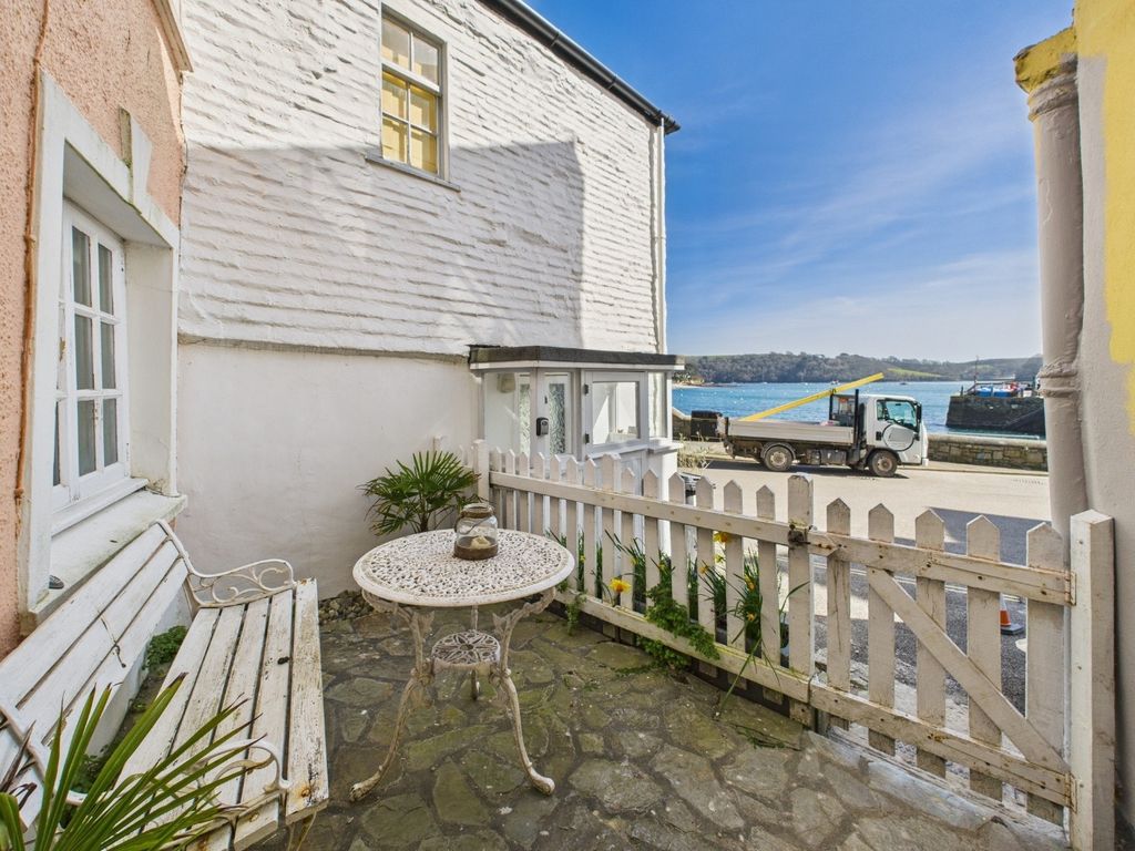 Property photo 2 of 16 3929125