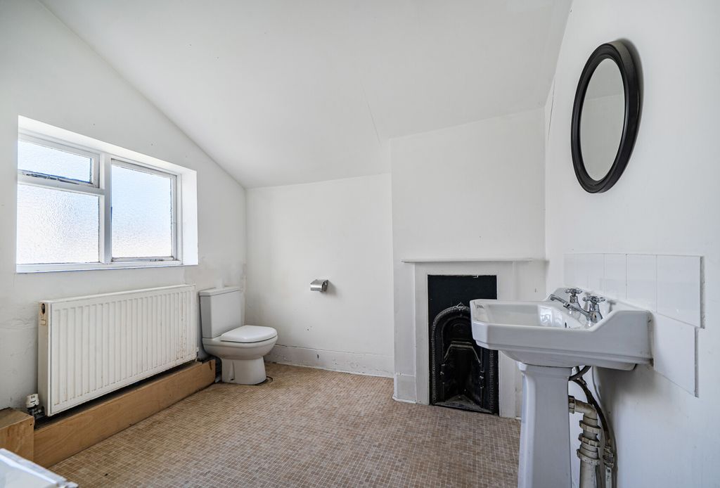Property photo 2 of 11 1453089-5-69F32cc...