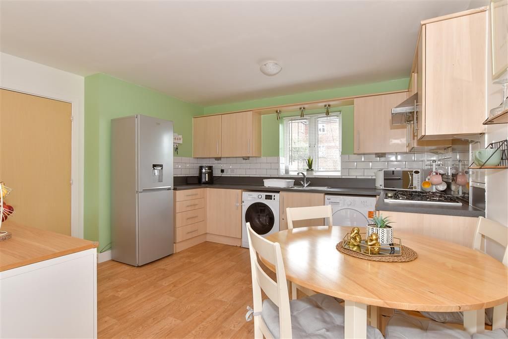 Property photo 3 of 8 Kitchen/Lounge/ Dining Area
