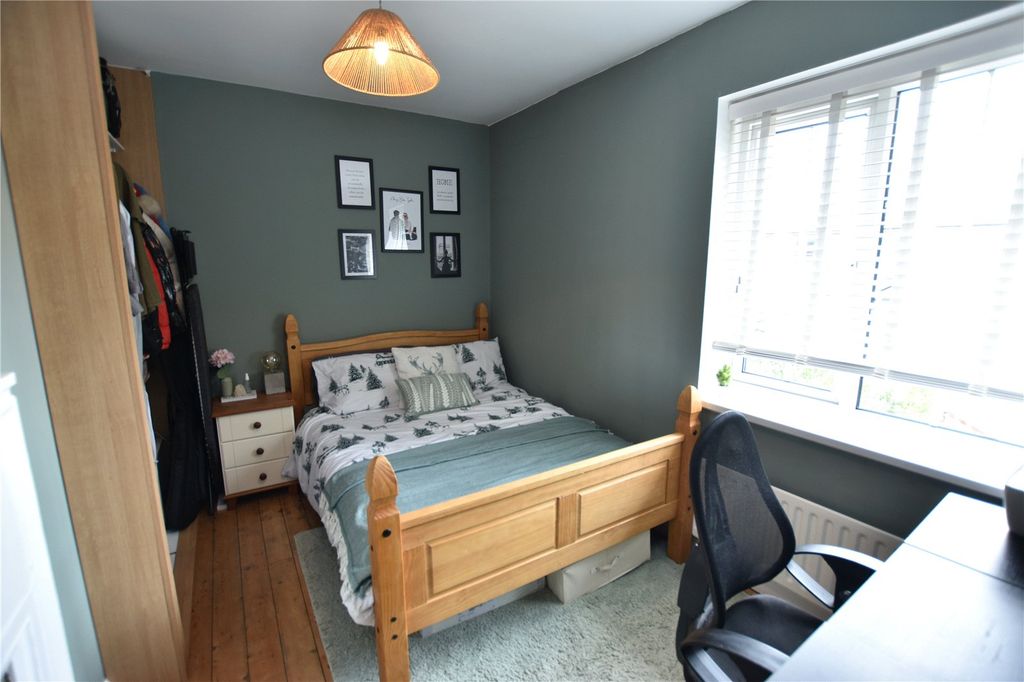 Property photo 3 of 9 Picture No. 10