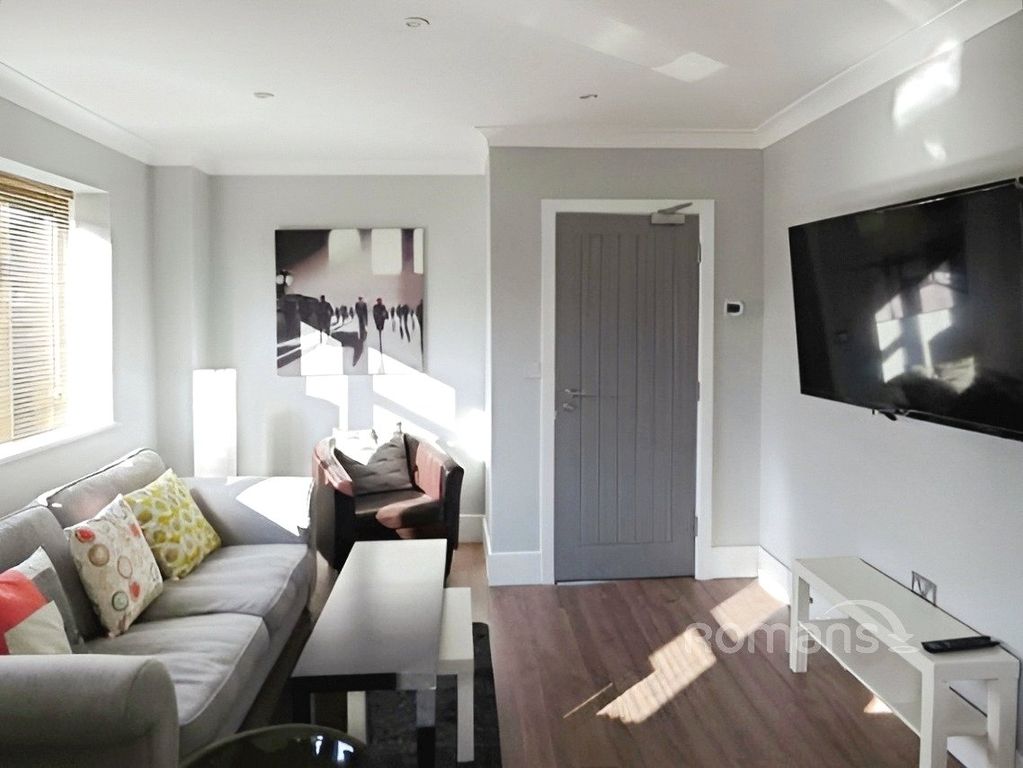 Property photo 2 of 13 Picture No. 08