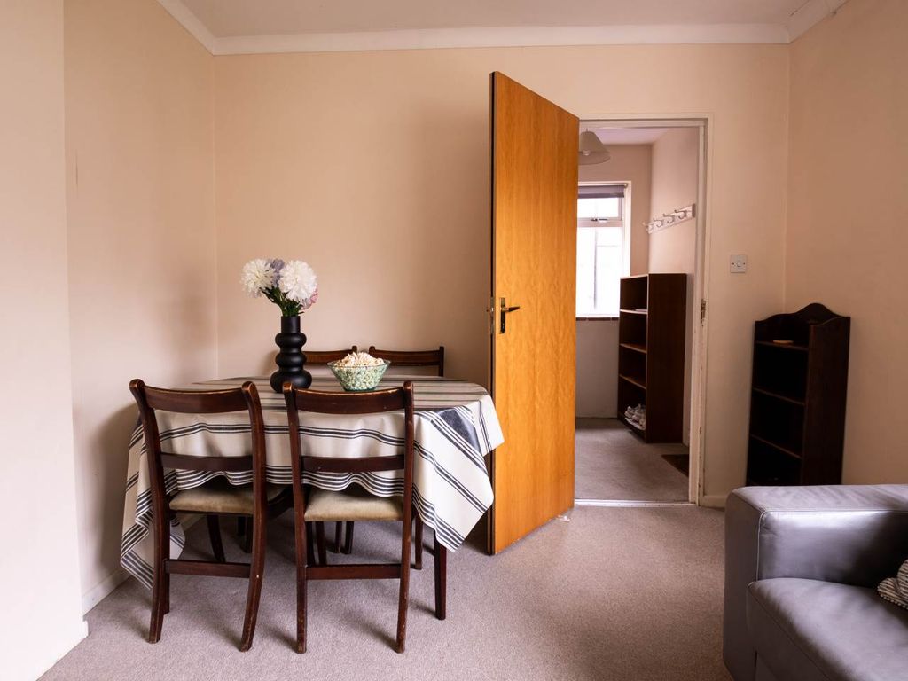 Property photo 3 of 17 5