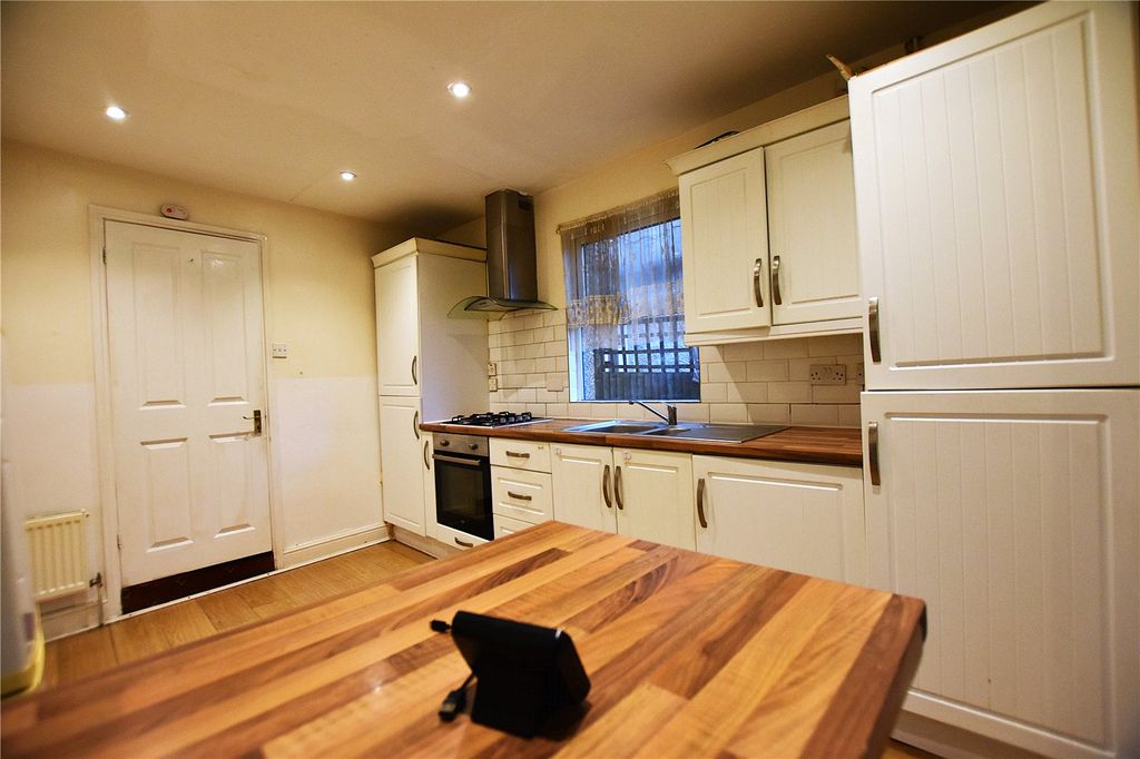 Property photo 1 of 23 Picture No. 09