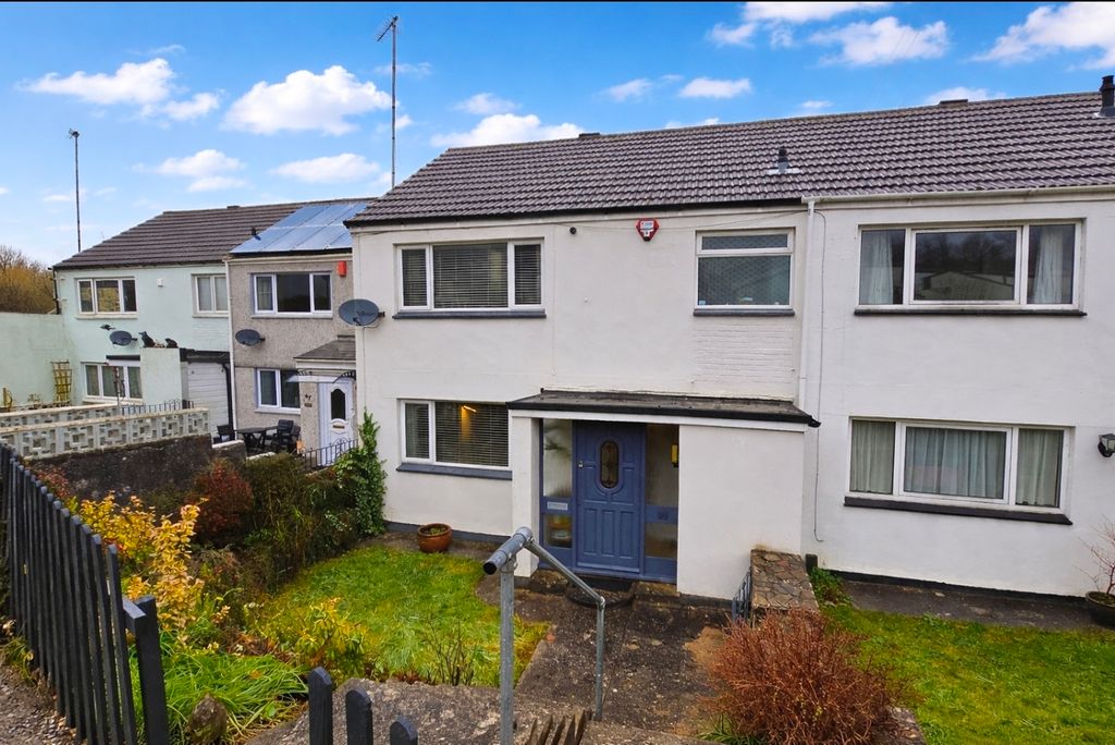 Property photo 1 of 11 Front Of Property