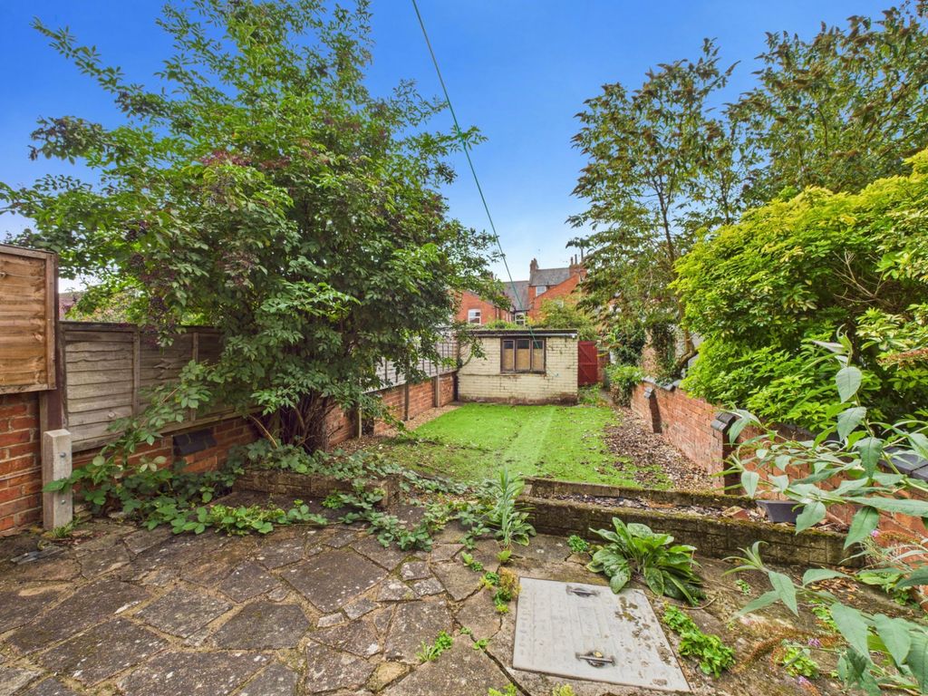 Property photo 3 of 12 Garden