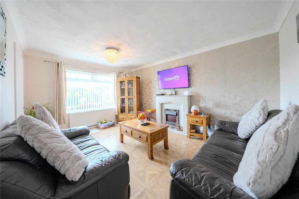 Property photo 2 of 15 Picture No. 06