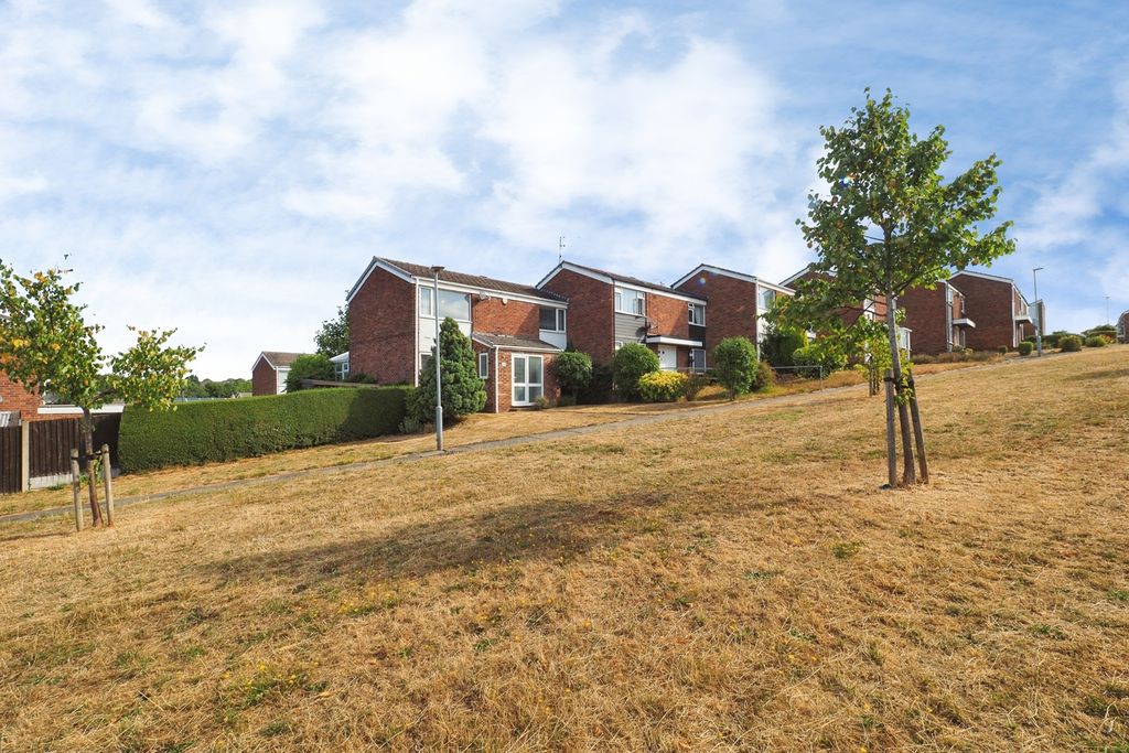Property photo 2 of 28 Pbox-Img.Jpg