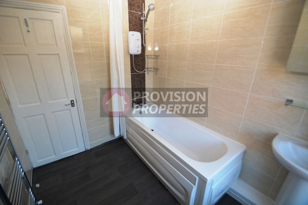 Property photo 2 of 7 Photo