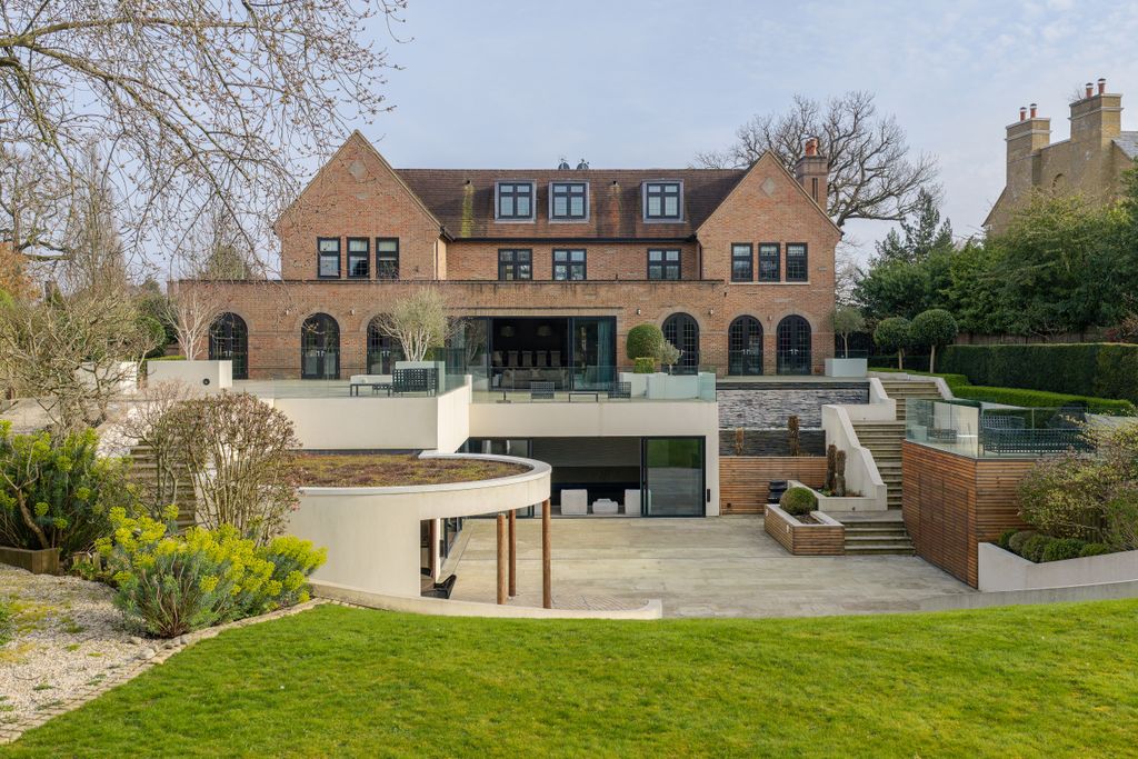 Property photo 2 of 49