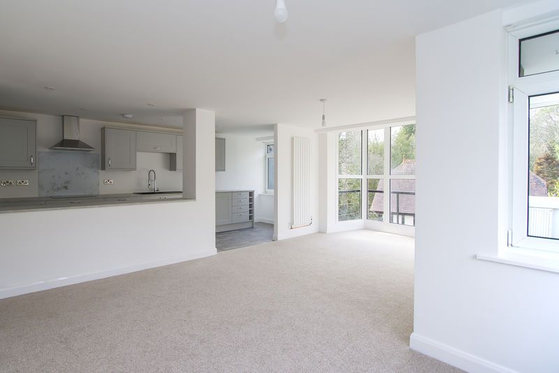 Additional image 4 of 3 bed flat for saleSeabank, The Esplanade, Penarth CF64