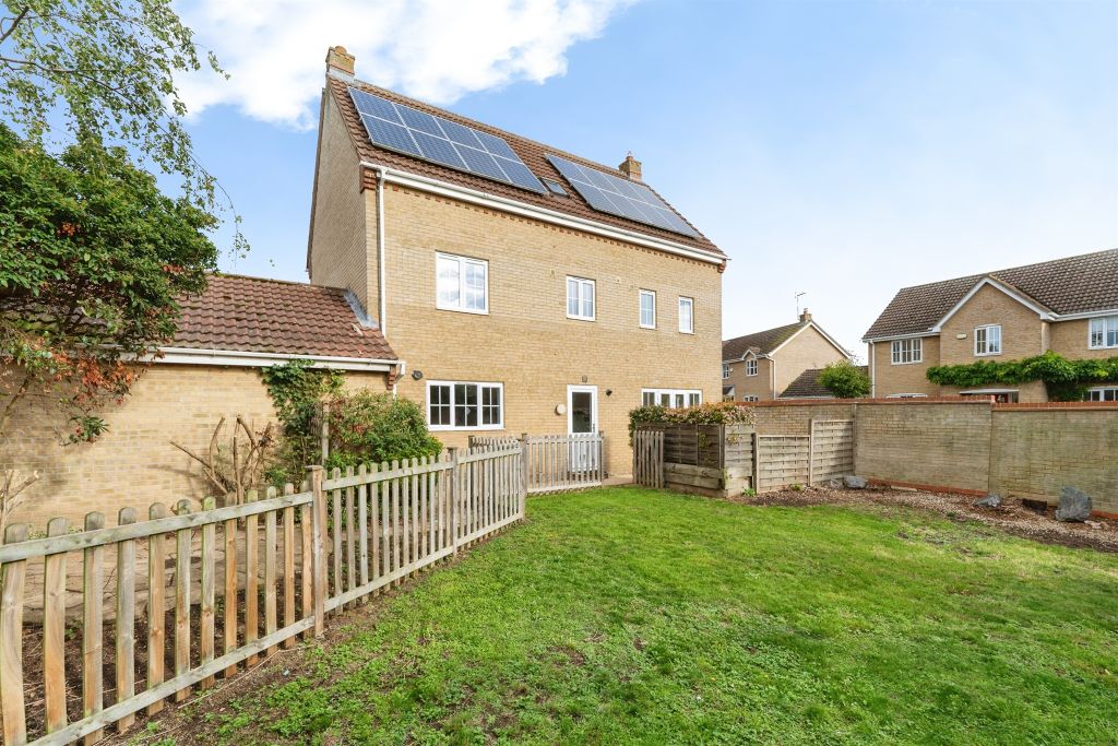 Property photo 2 of 25