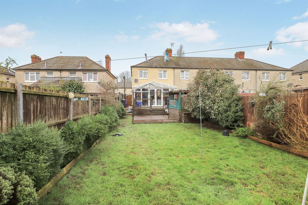 Property photo 2 of 14