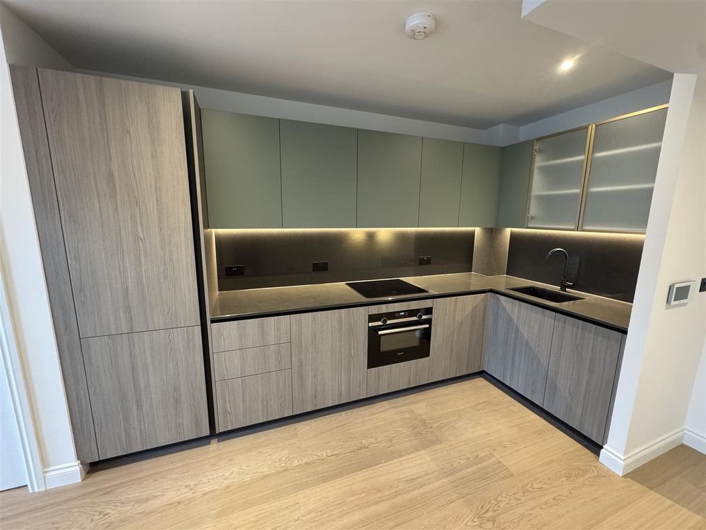 Property photo 2 of 21 Kitchen.Jpeg