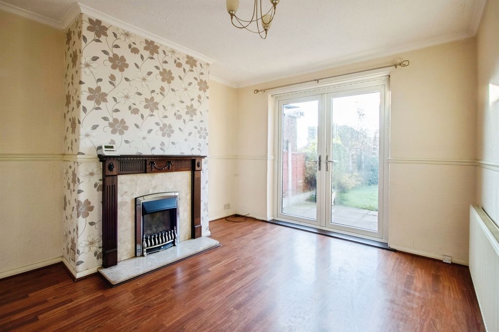 Property photo 3 of 14