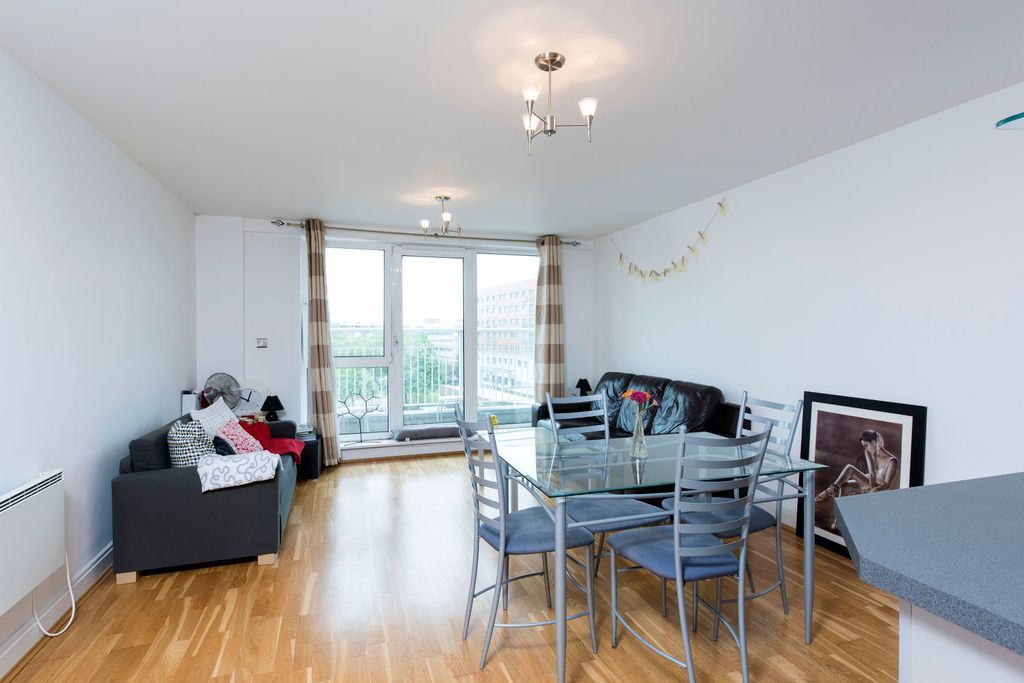 Property photo 3 of 10 2