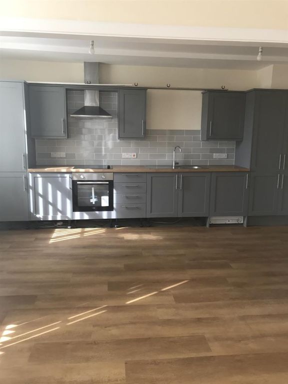 Property photo 2 of 7 Birch 2 Kitch.Jpg