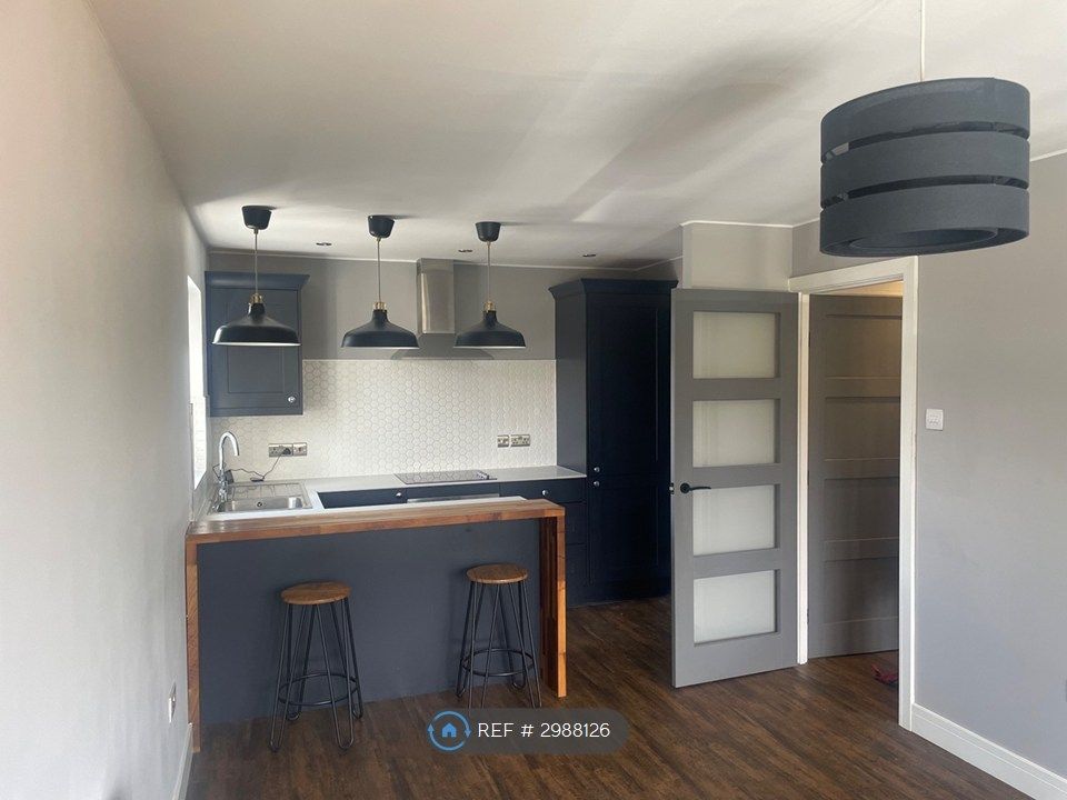 Property photo 1 of 10 View Of Kitchen And Breakfast Bar