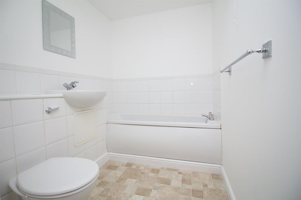 Property photo 3 of 6 Img_5050.Jpg