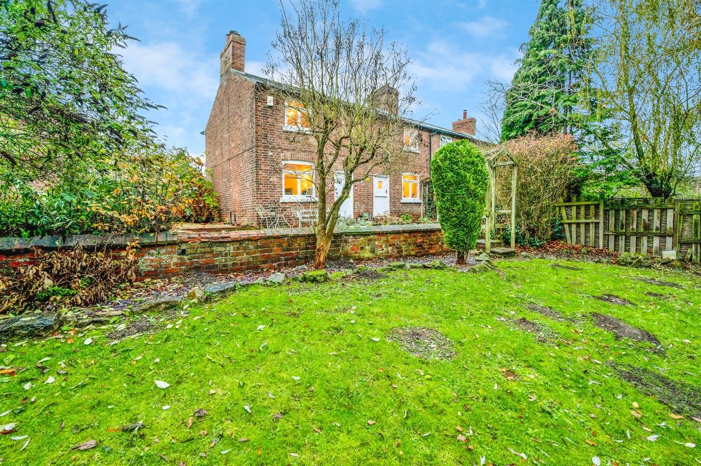 Property photo 1 of 24