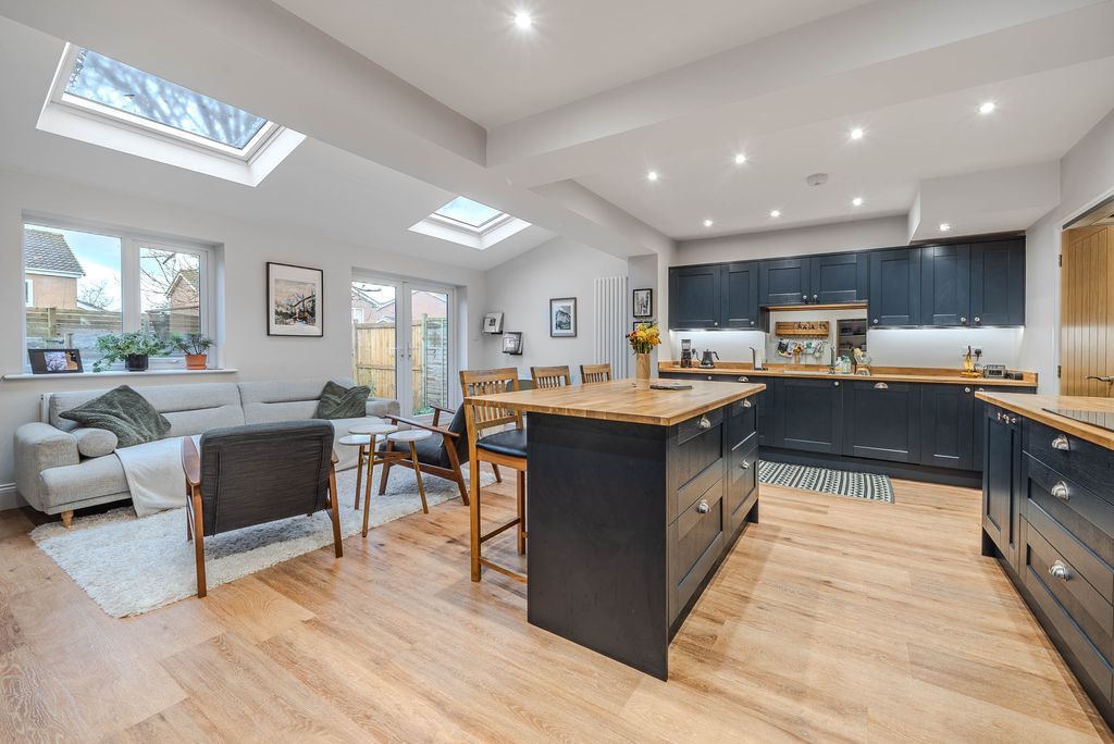 Property photo 2 of 15