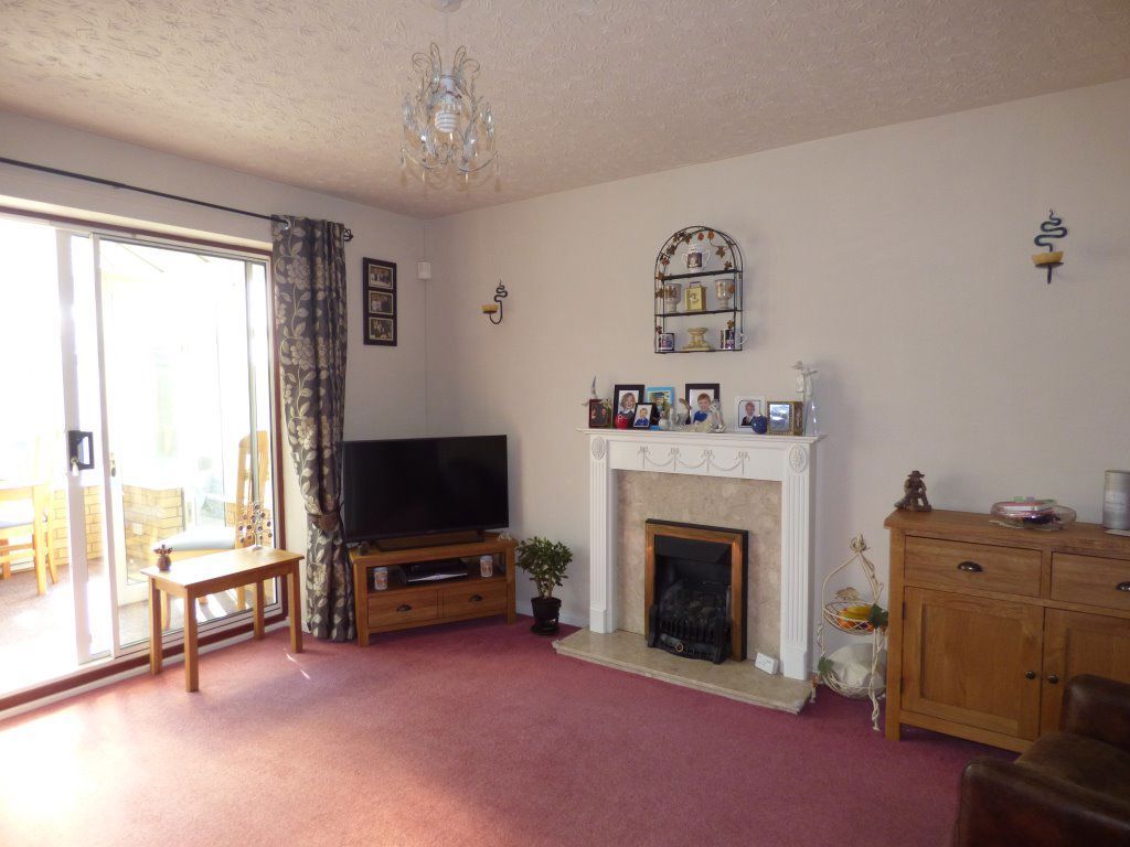 Property photo 3 of 12