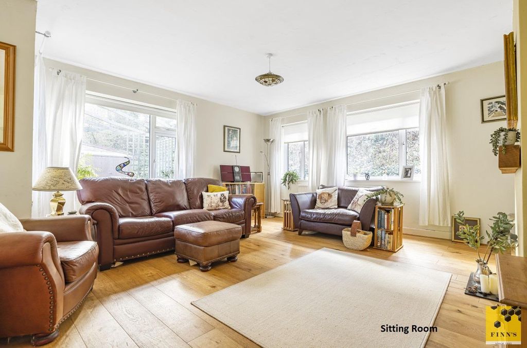 Property photo 3 of 16 Bb79De60-01d3-44Fc-Aff0-c459Af5cc891.Jpg