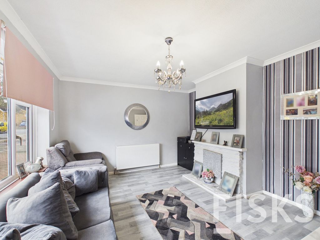 Property photo 3 of 14