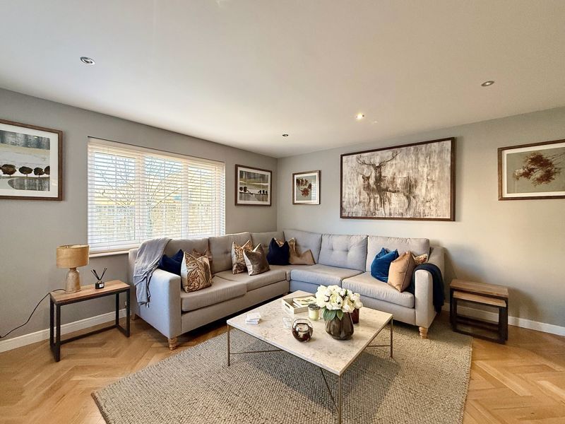 Property photo 3 of 24 Photo 3