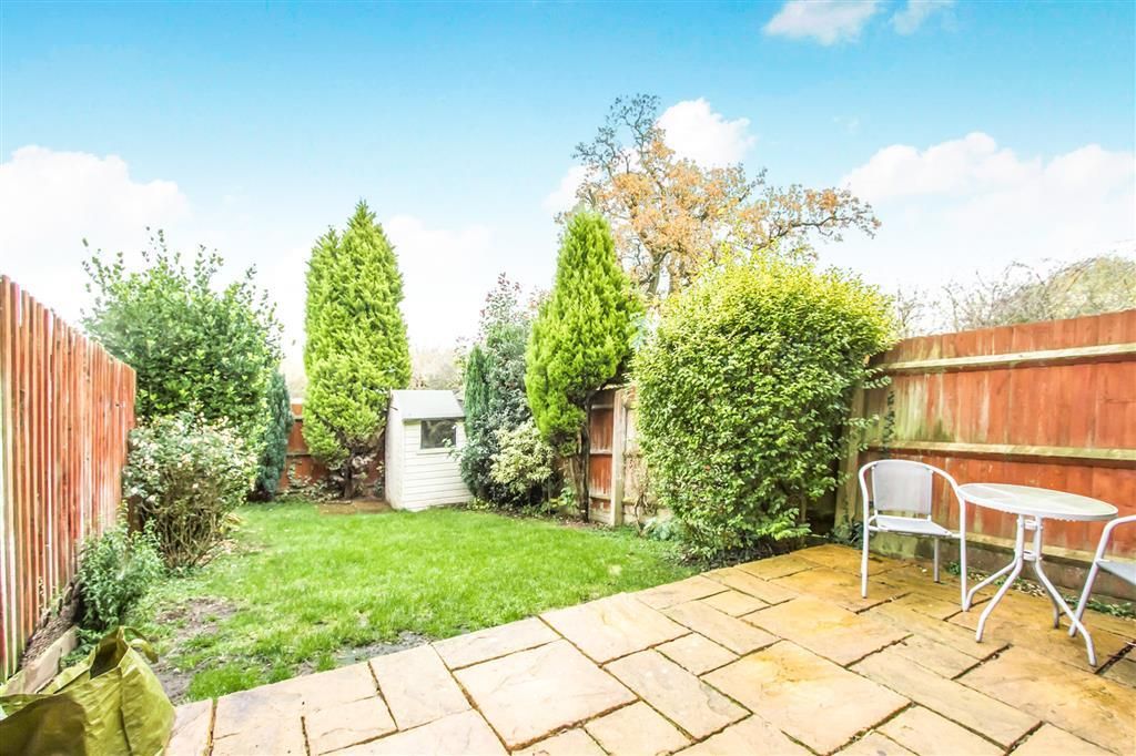 Property photo 3 of 12 Garden