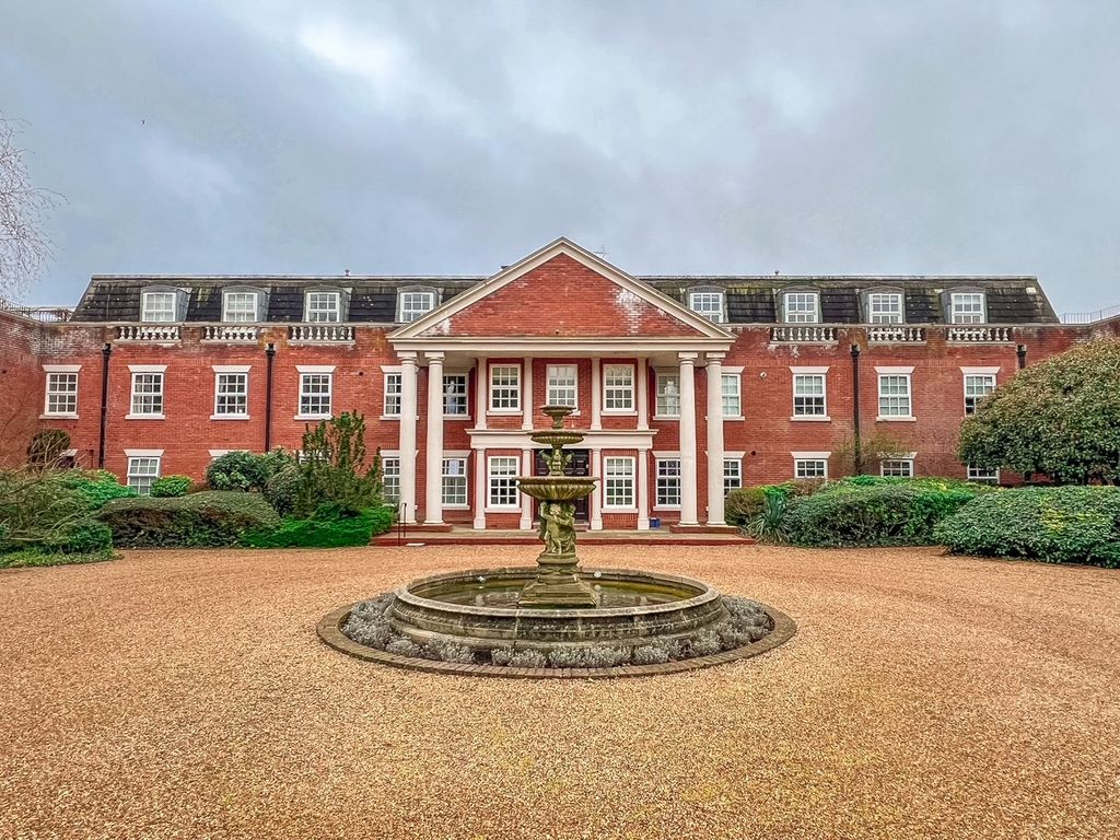 Property photo 1 of 22