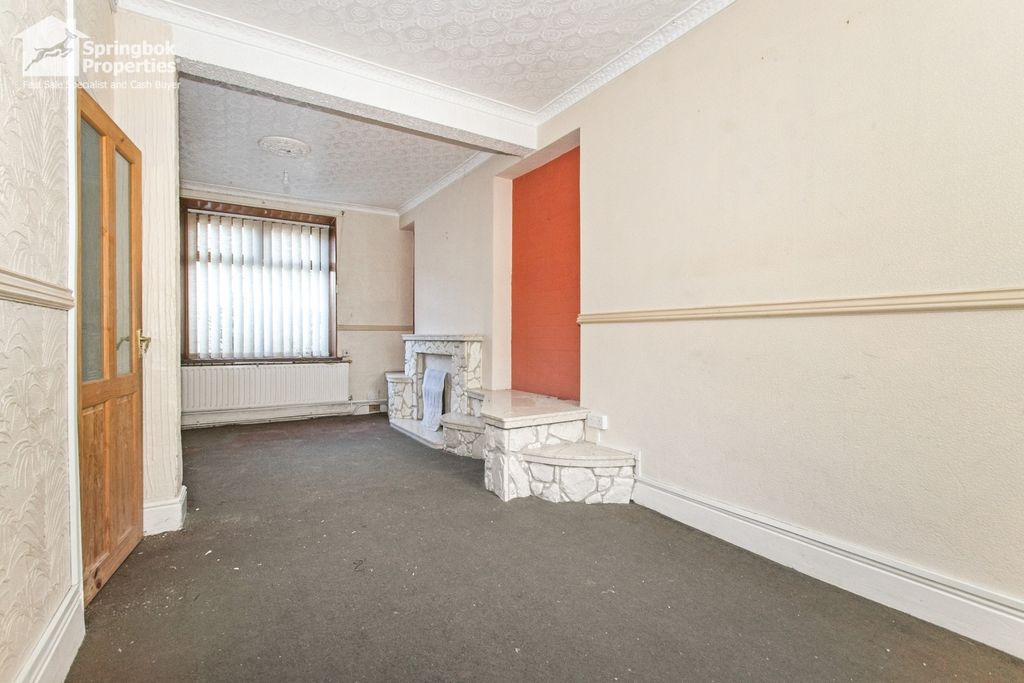 Property photo 2 of 13 Image 2