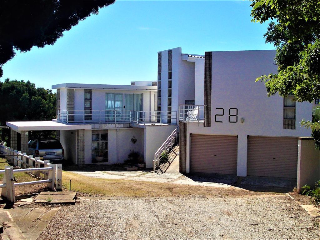 Property photo 1 of 57 1Jf1608843