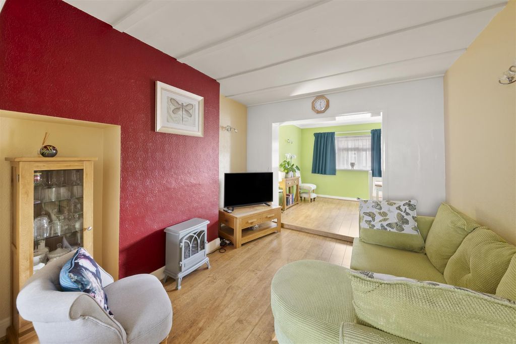 Property photo 2 of 16 Dsc_4711 (1).Jpg