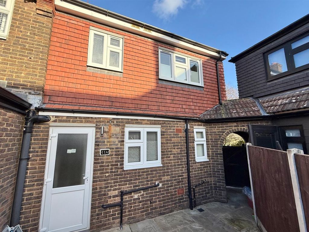 Property photo 1 of 10 Front.Jpg