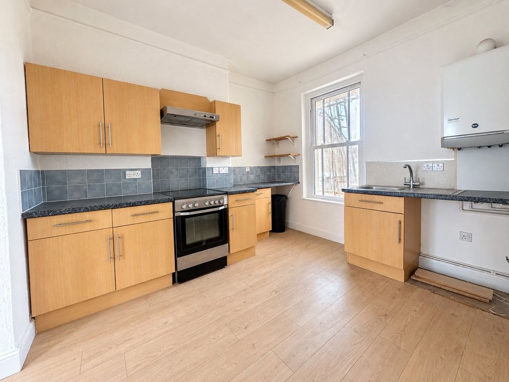 Property photo 2 of 6 Picture No. 02