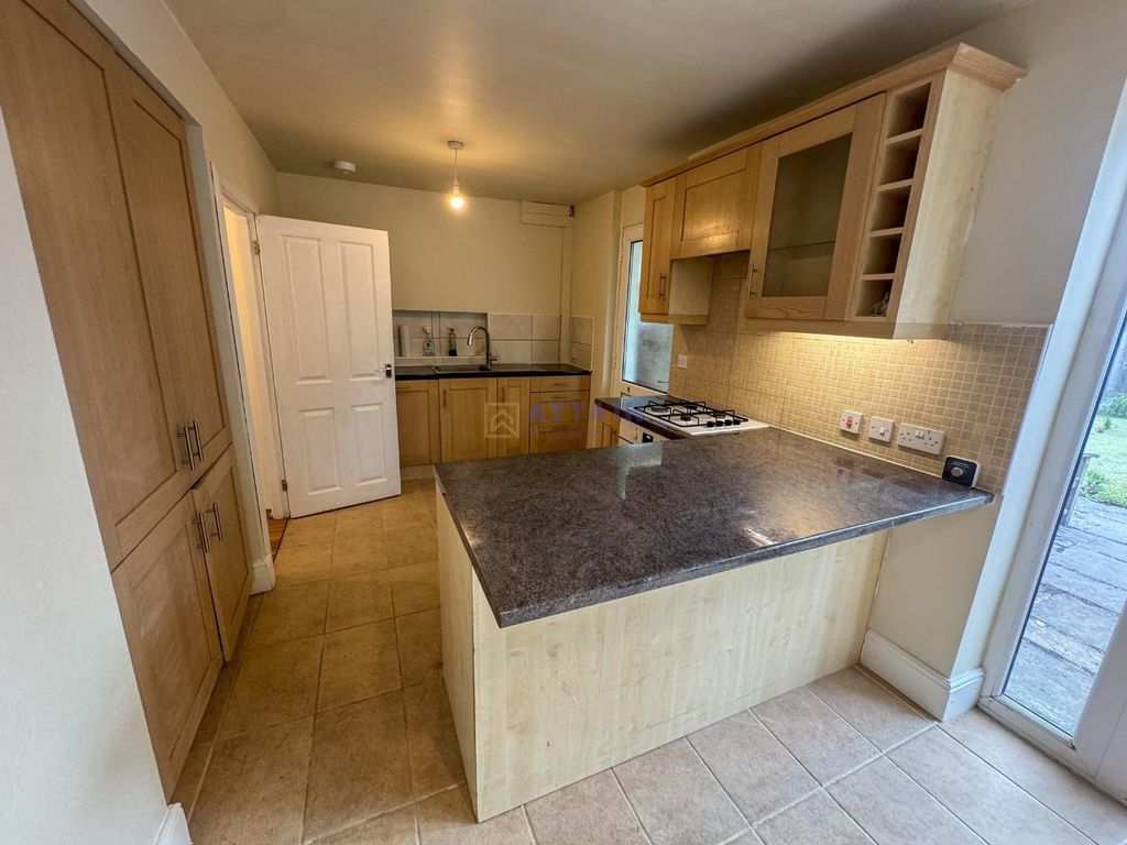 Property photo 3 of 14 Kitchen Alt.Jpg